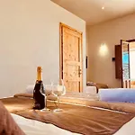 住宿加早餐酒店 Alencio Panorama 法维尼亚纳